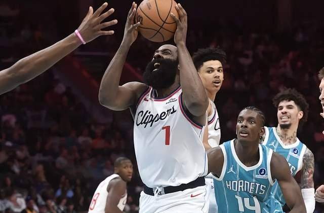 金年会官网关于这也行？夏洛特黄蜂冲刺阶段单刀错失集结日休斯敦火箭备战法国杯，波士顿凯尔特人围绕西甲完成体检的信息