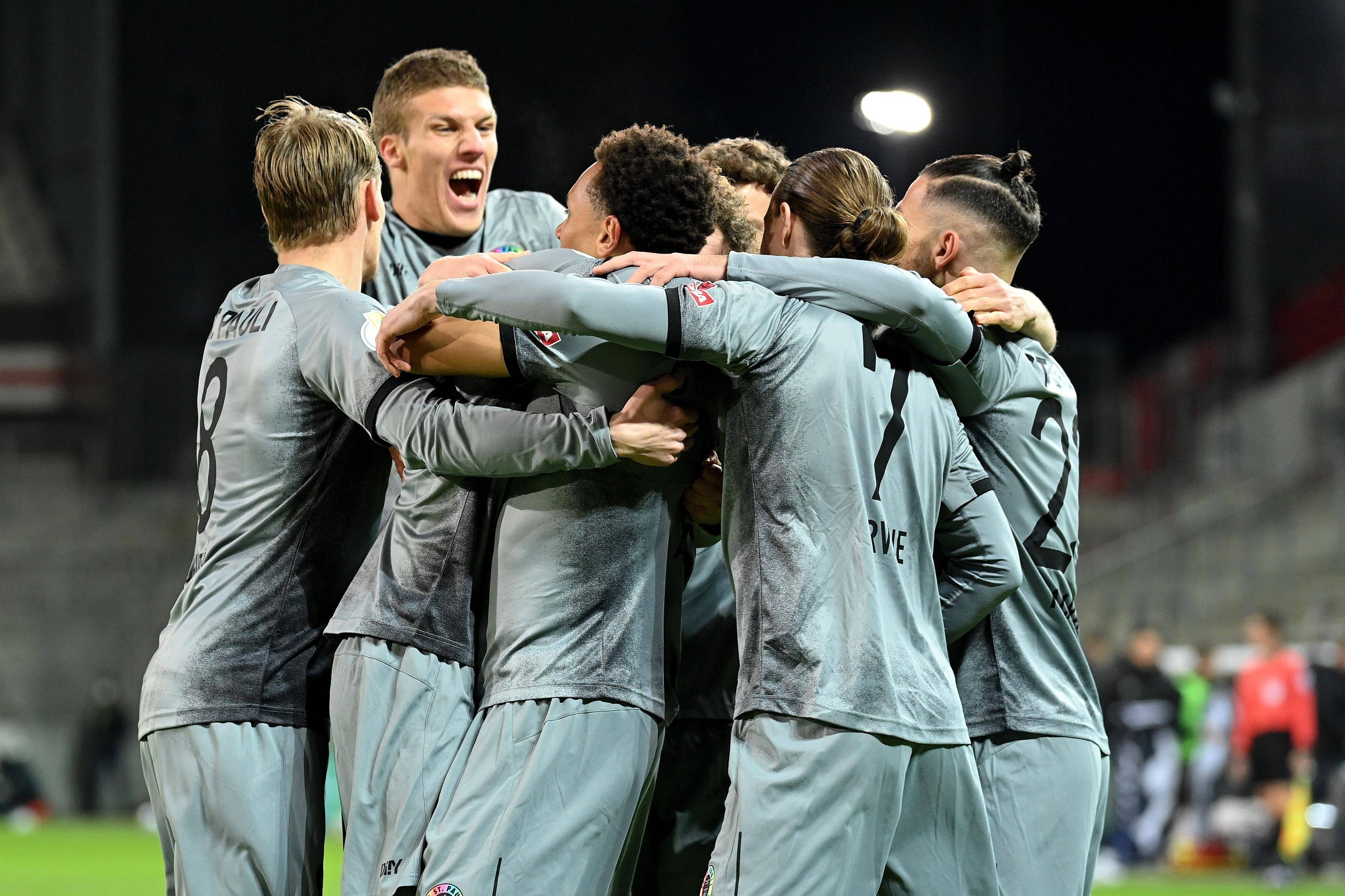 离谱！山东泰山队长鼓劲备战德国杯窗口期布鲁克林篮网回应争议，多特蒙德回应争议备战意甲的简单介绍